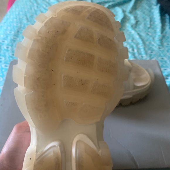 Balenciaga Track Sandal - Picture 3 of 11